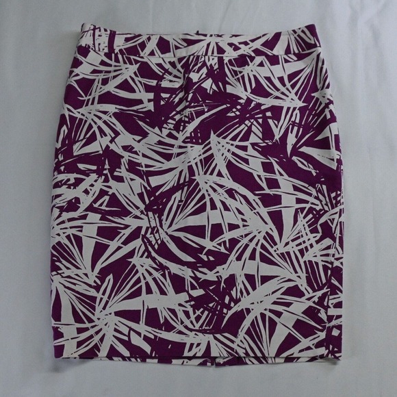 LOFT 12 Purple White Abstract Leaf Plant Print Pencil Straight Skirt - Picture 1 of 4